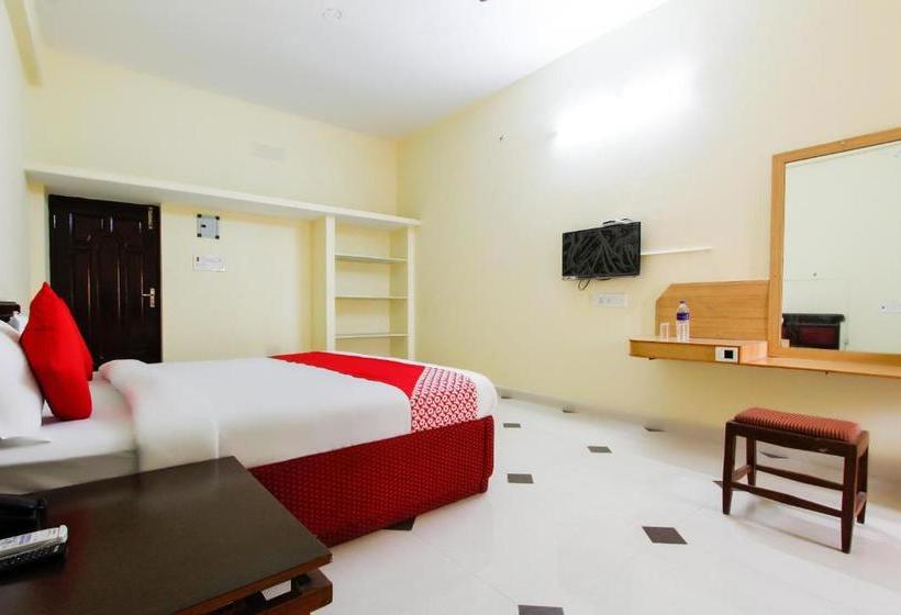 酒店 Oyo 44617 Lassee Plaza Saver