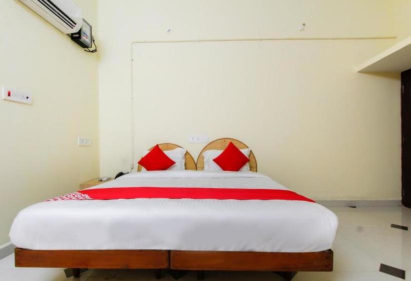 ホテル Oyo 44617 Lassee Plaza Saver