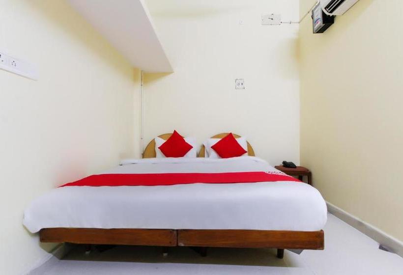 酒店 Oyo 44617 Lassee Plaza Saver