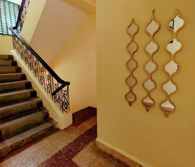 هتل Sea View Resorts