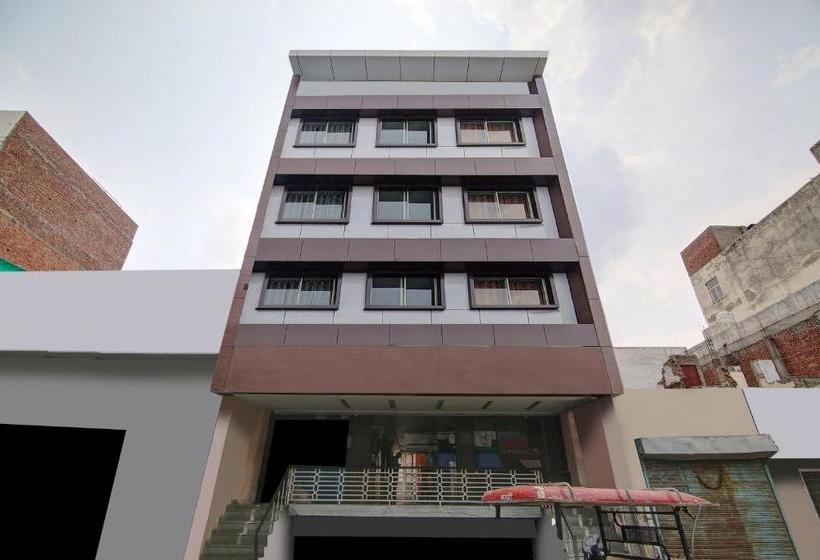 هتل Spot On 43020 Mis Fila