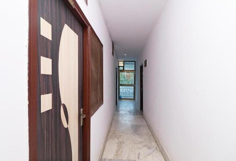 בית מלון כפרי Vaccinated Staff  Spot On 44390 Amrapali Guest House