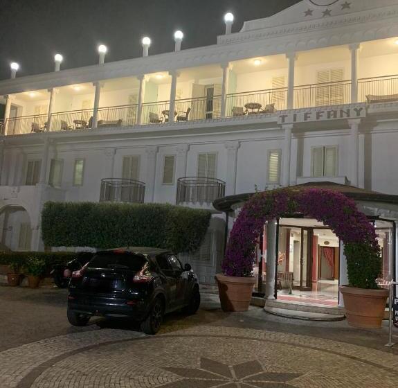 בית מלון כפרי Tiffany