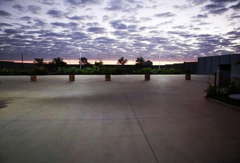 Regional Plaza Hotel Event Park