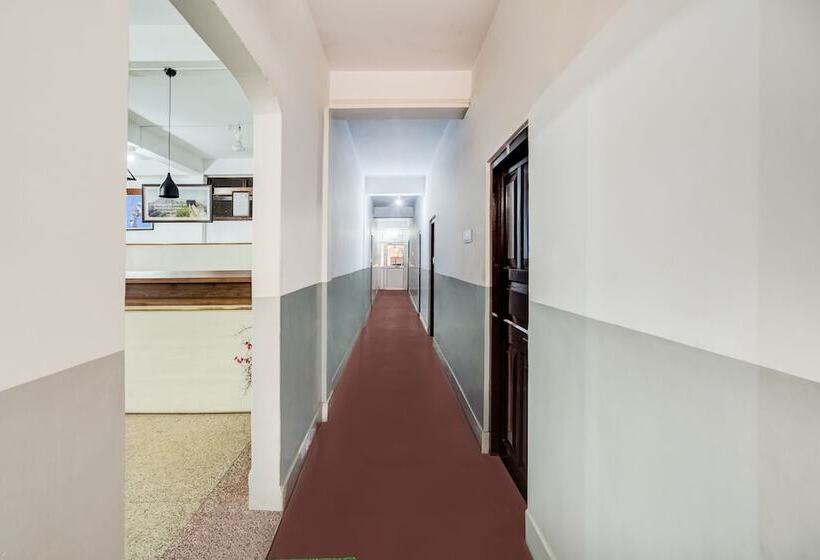 Spot On 38199 Hotel Orient