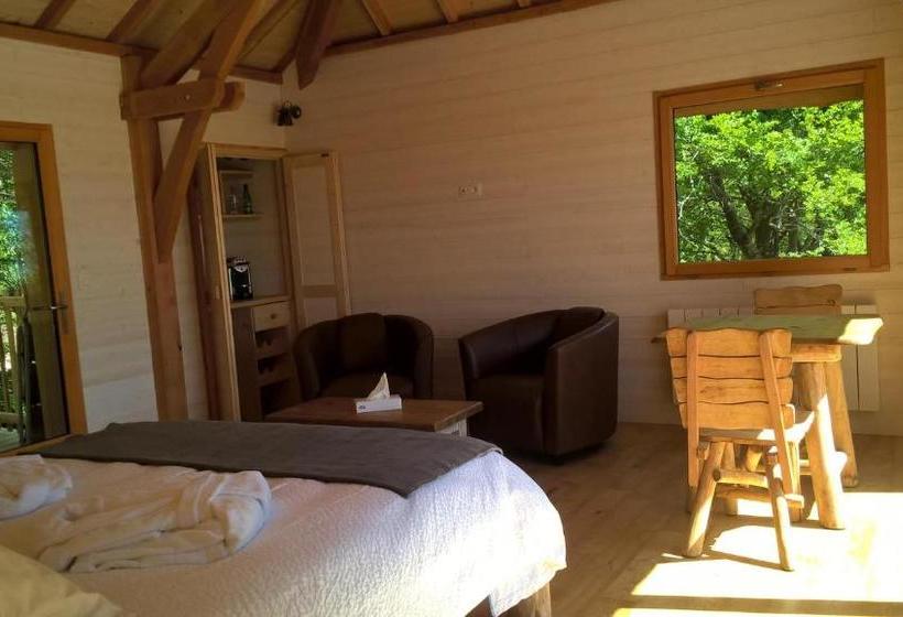 住宿加早餐  Cabanes Du Hérisson, Cabanes Perchées De Standing Avec Spa