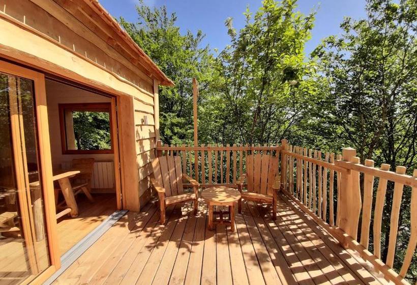 住宿加早餐  Cabanes Du Hérisson, Cabanes Perchées De Standing Avec Spa