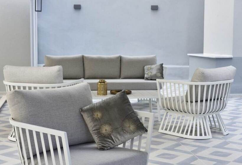 Boutique Hotel De La Ville