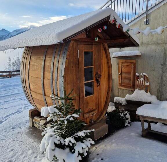 Chalet Diognysos B&b, Boutique