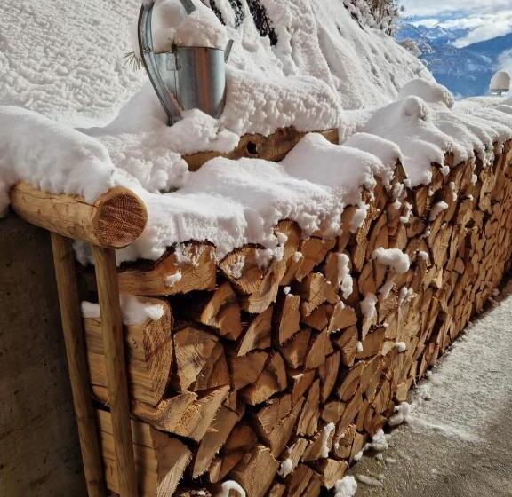 Chalet Diognysos B&b, Boutique