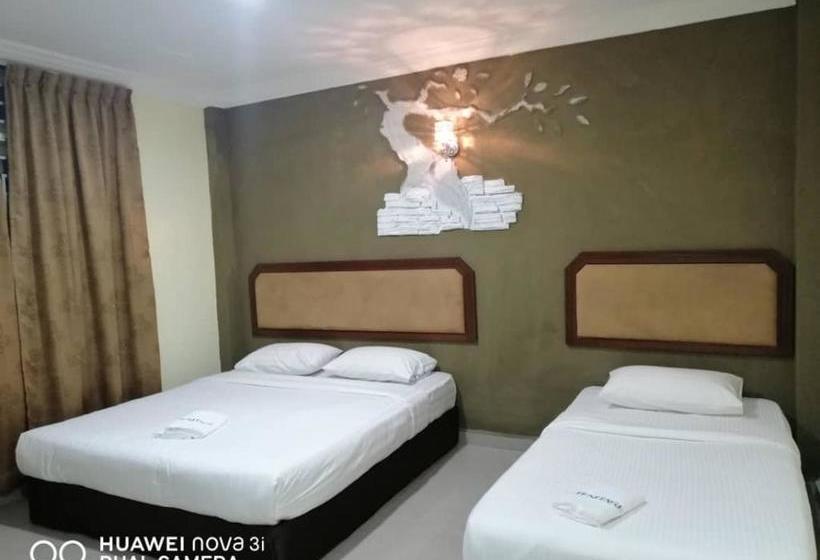 Heritage Bay Hotel @ Stulang Laut