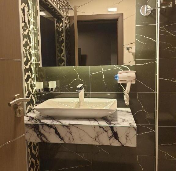 هتل International Palace