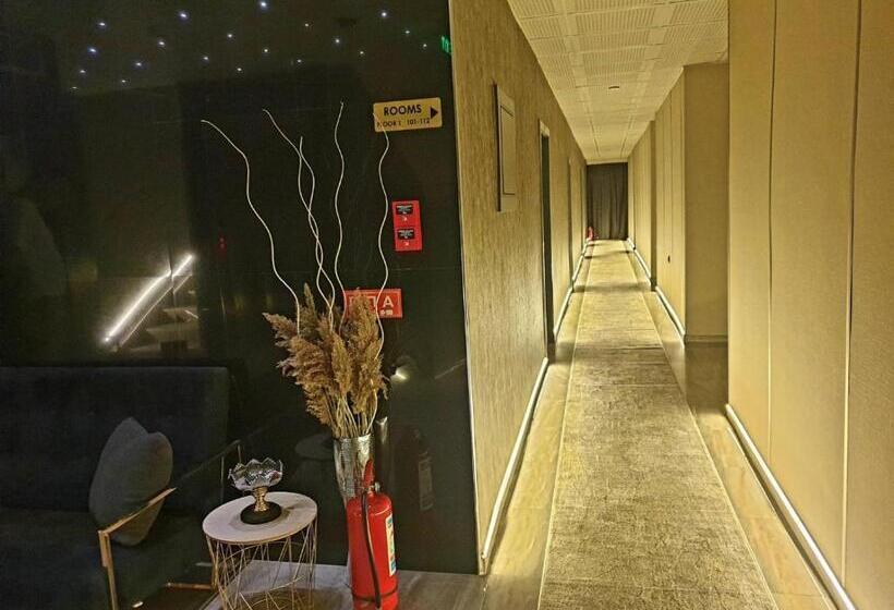 هتل International Palace