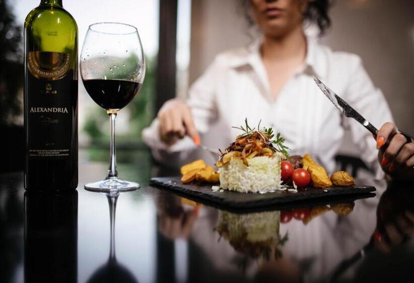 هتل International Palace