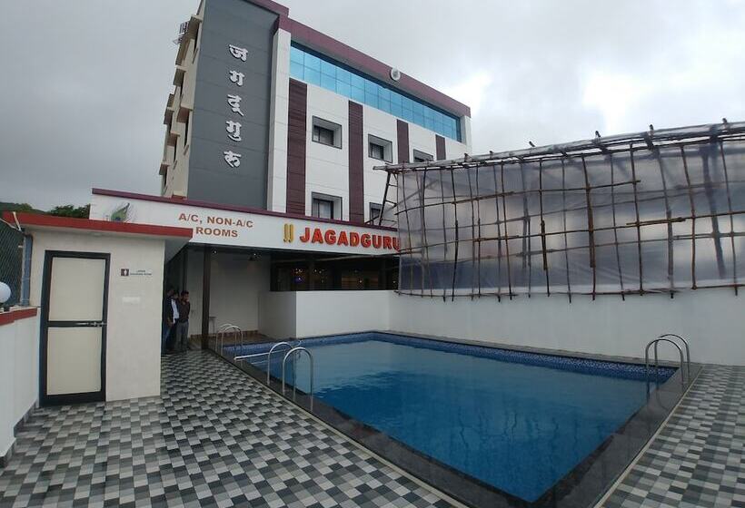 Отель Jagadguru Lonavala
