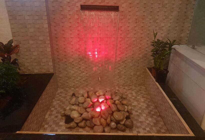 Отель Jagadguru Lonavala