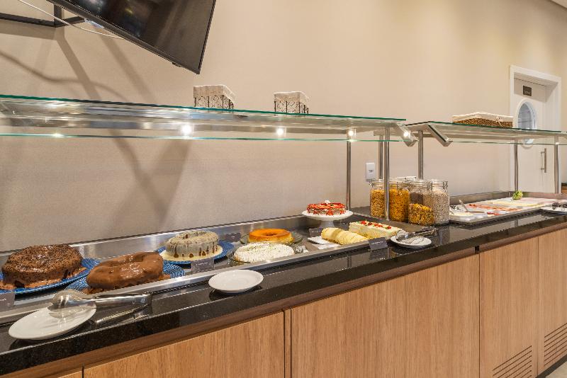 ホテル Laghetto Estação