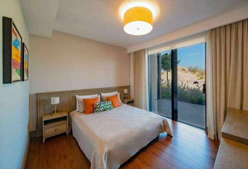 هتل Mare Deluxe Residences & Villas