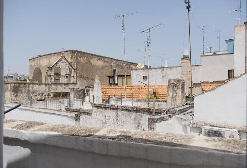 בית מלון כפרי Petrantiche   Albergo Diffuso