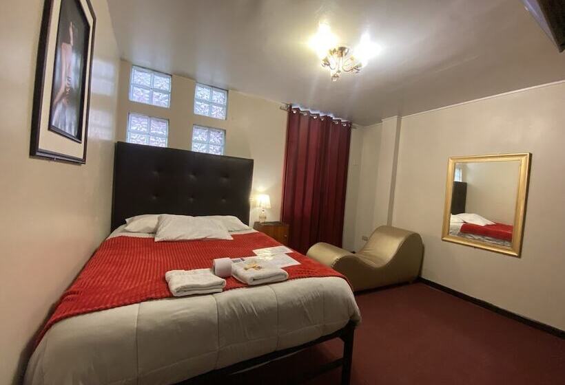 ホテル Puno Victoria Suites