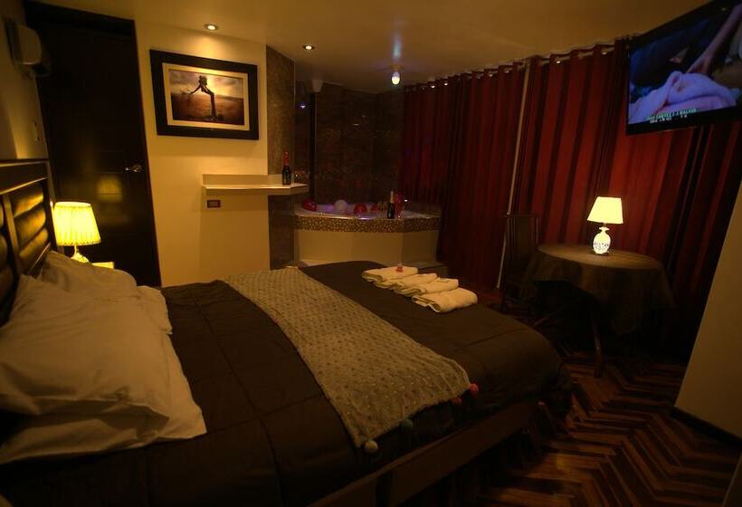 ホテル Puno Victoria Suites