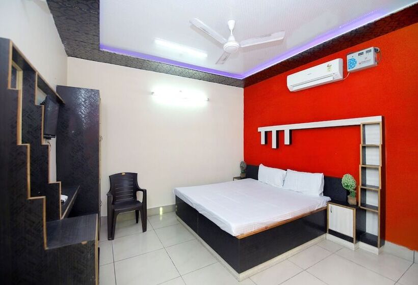 호텔 Spot On 42785 Mr Shawarma Family Restaurant &