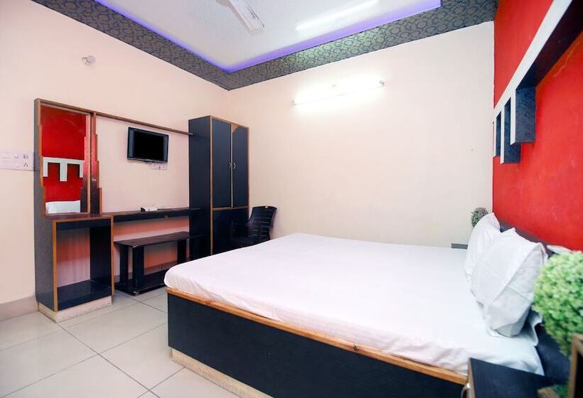 호텔 Spot On 42785 Mr Shawarma Family Restaurant &