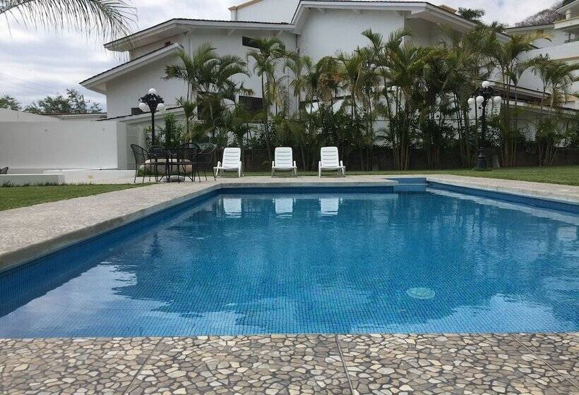 فندق Suite Las Valkirias