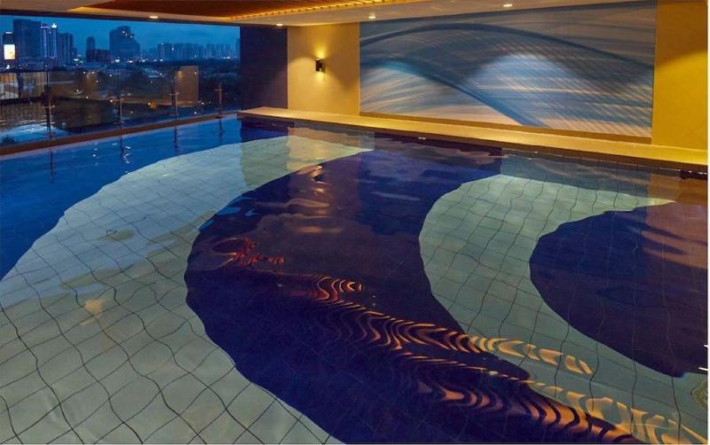 Summit Hotel Greenhills