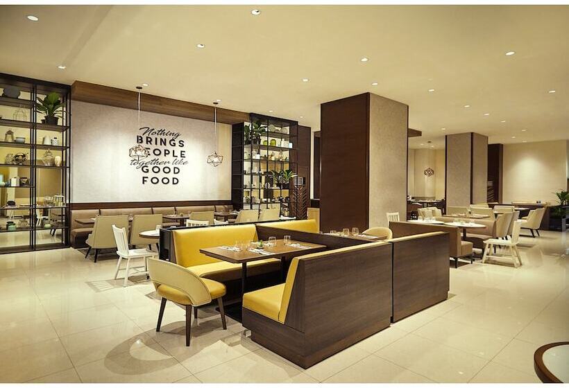 Summit Hotel Greenhills