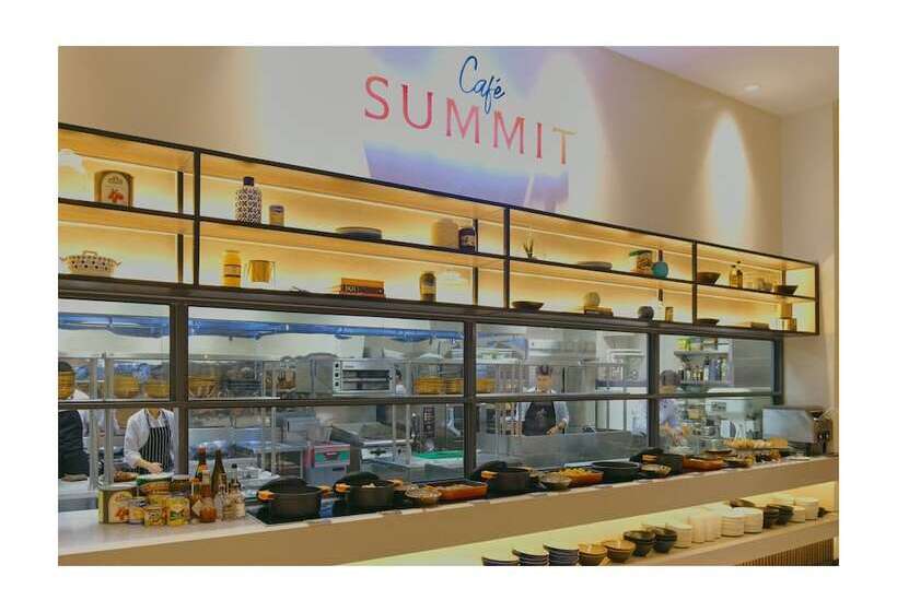 Summit Hotel Greenhills