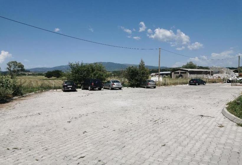 فندق على الطريق Diva Kompani Rooms