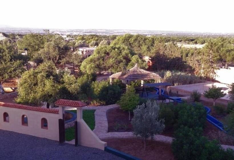 פנסיון Riad Les Trois Merveilles