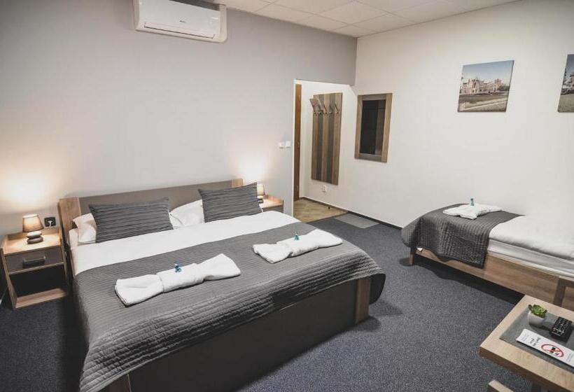 Пансион Penzion Pod Radnicí