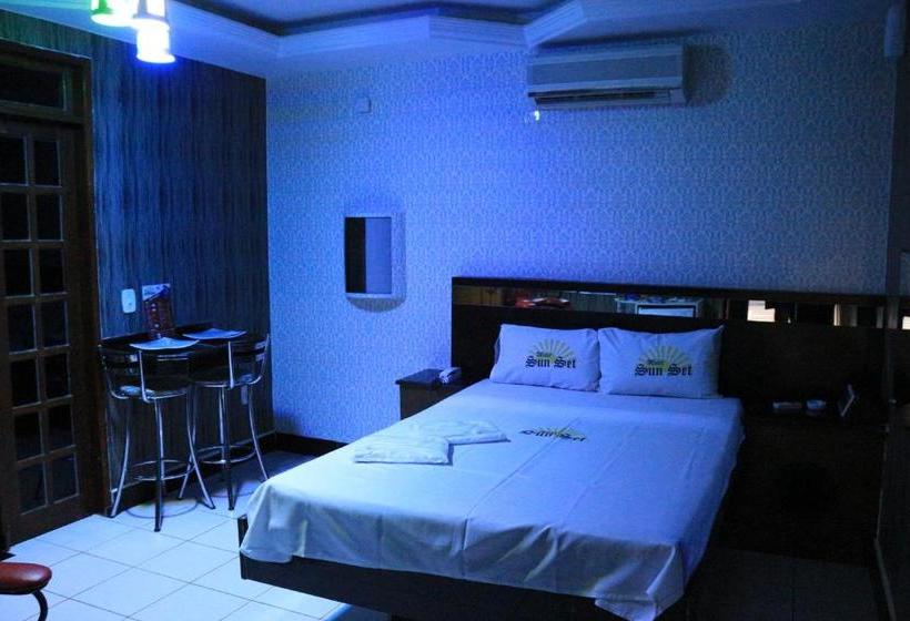 Sunset Apart Motel
