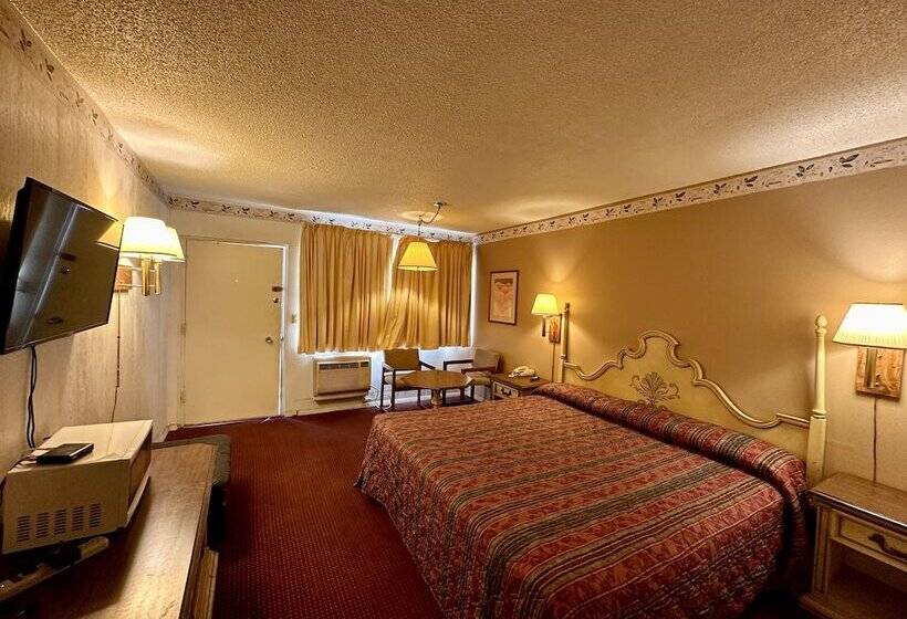 Мотель The Hastings Inn Salina