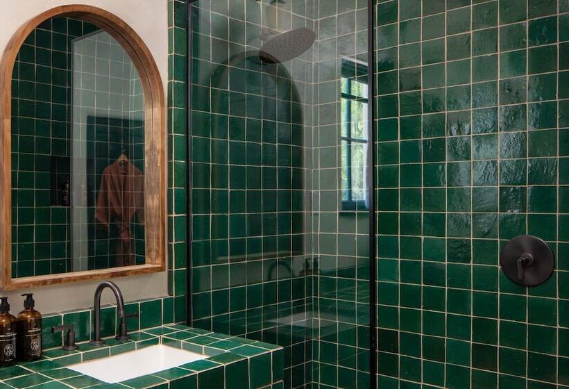 Bed and Breakfast Casa Cody