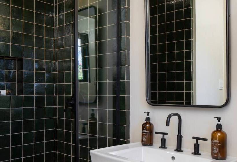 Bed and Breakfast Casa Cody