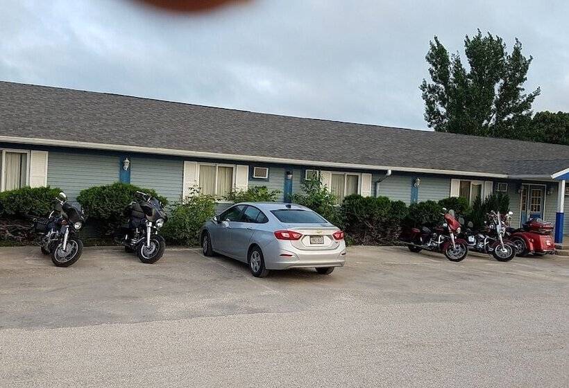 Burr Oak Motel
