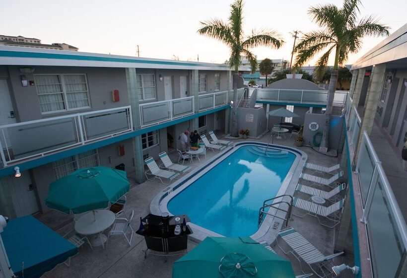 Camelot Beach Suites
