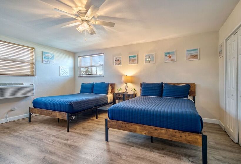 Camelot Beach Suites