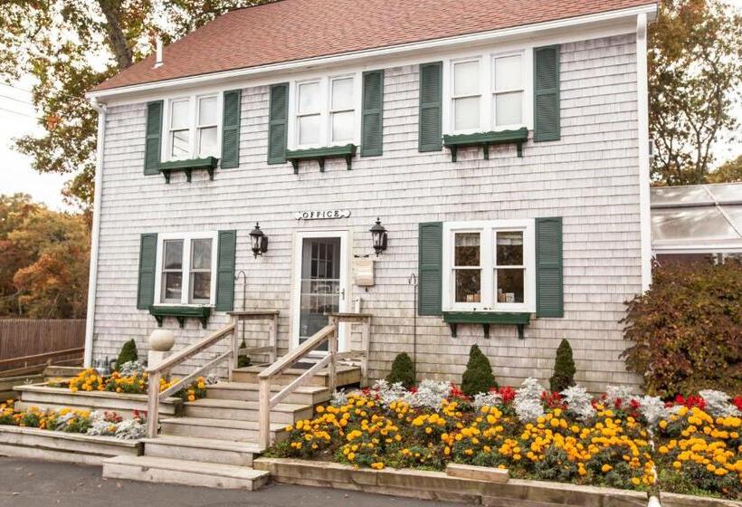 Cape Winds Resort
