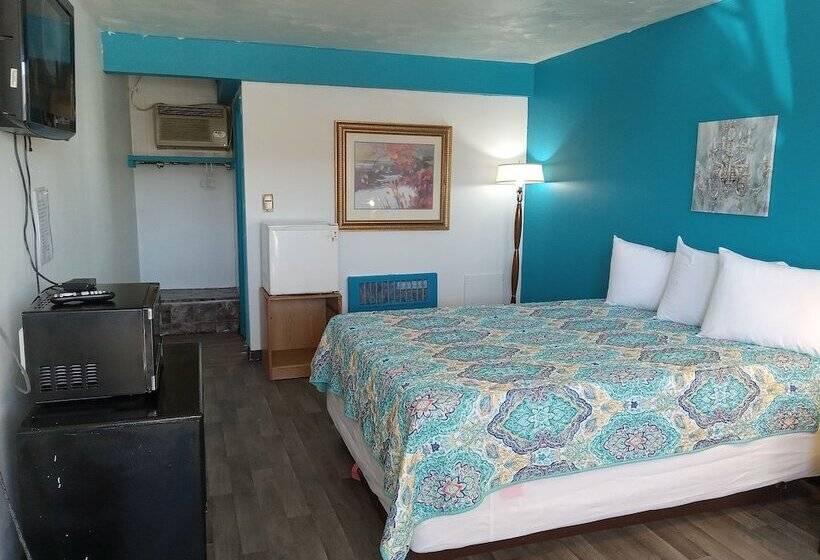 Capri Motel