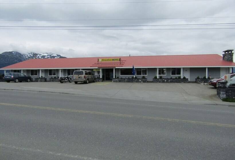 Captain S Choice Motel