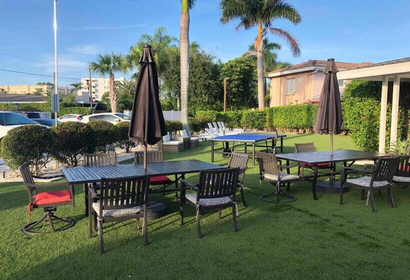 Captiva Beach Resort