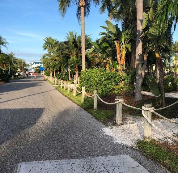 Captiva Beach Resort