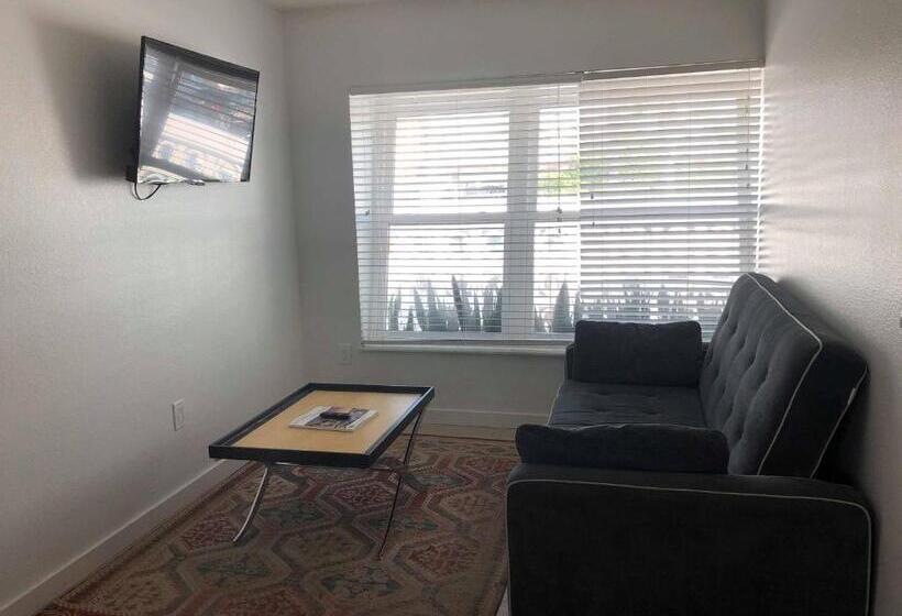 Captiva Beach Resort