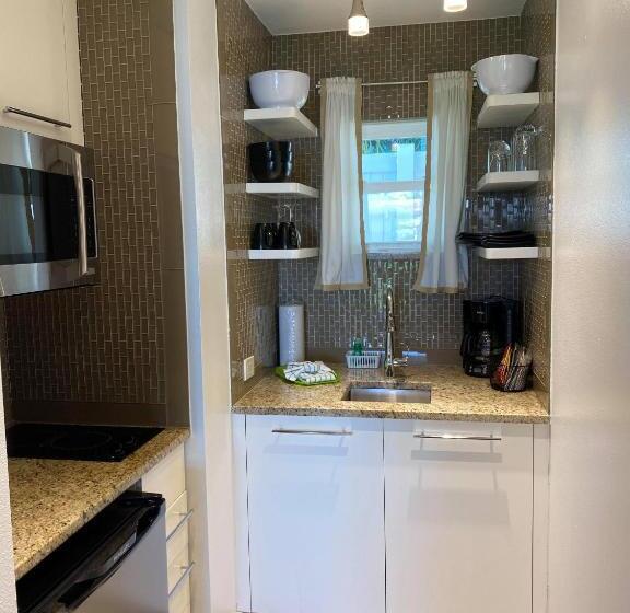 Captiva Beach Resort