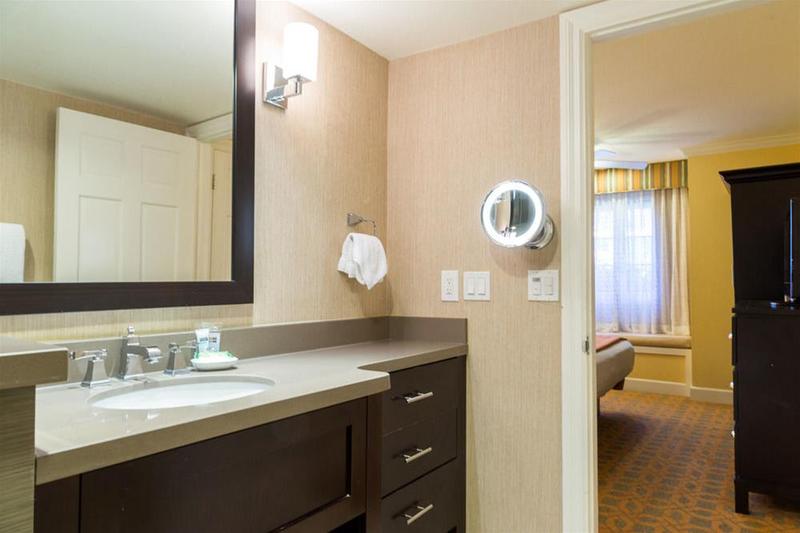 Carlsbad Inn Beach Resort