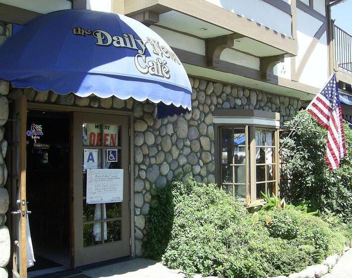 Carlsbad Inn Beach Resort